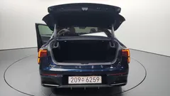 2024 Kia K5 Signature, синий — фото 20