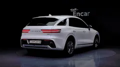 2024 Genesis GV70 2.5T Gasoline AWD, белый — фото 2