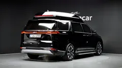 2022 Kia Canival Gasoline 4-Seater Hi-Limousine, чёрный — фото 2