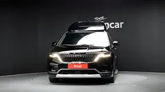 2022 Kia Canival Gasoline 4-Seater Hi-Limousine, чёрный — фото 3