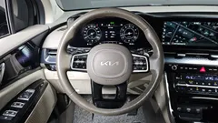 2022 Kia Canival Gasoline 4-Seater Hi-Limousine, чёрный — фото 13