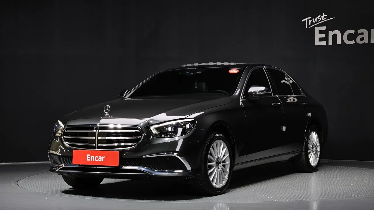 2021 Mercedes-Benz E-Class E220d 4MATIC Exclusive