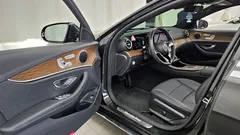 2021 Mercedes-Benz E-Class E220d 4MATIC Exclusive — фото 10