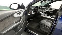 2022 Audi Q8 55 TFSI Quattro Premium — фото 10