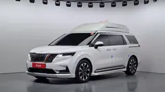 2023 Kia Carnival Diesel 9-Seater Hi-Limousine — фото 1