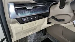 2023 Kia Carnival Diesel 9-Seater Hi-Limousine — фото 15