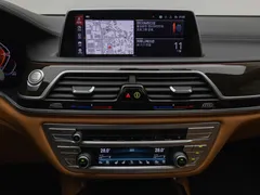 2022 BMW 7-Series 730d xDrive Design Pure Excellence, 갈대색 — фото 16