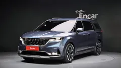 2023 Kia Carnival Diesel 9-Seater Signature — фото 1