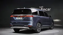 2023 Kia Carnival Diesel 9-Seater Signature — фото 2