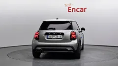 2024 Mini Cooper Classic — фото 4