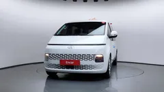 2023 Hyundai Staria 4WD Tourer 9-Seater, белый — фото 3