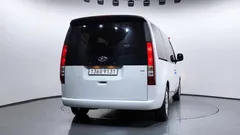 2023 Hyundai Staria 4WD Tourer 9-Seater, белый — фото 4