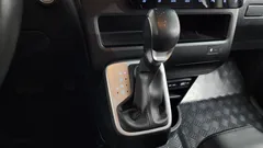 2023 Hyundai Staria 4WD Tourer 9-Seater, белый — фото 9
