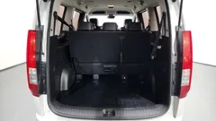 2023 Hyundai Staria 4WD Tourer 9-Seater, белый — фото 20