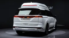 2023 Kia Carnival Gasoline 9-Seater Hi-Limousine — фото 2