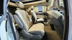 2023 Kia Carnival Gasoline 9-Seater Hi-Limousine — фото 12
