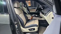 2022 BMW X7 xDrive 40i M Sport Online Exclusive Edition 6 Seater — фото 11