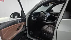 2023 BMW X5 xDrive 40i xLine, белый — фото 10