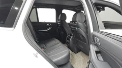 2022 BMW X5 xDrive 40i M Sport — фото 12