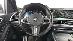 2022 BMW X5 xDrive 40i M Sport — фото 13