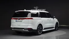 2023 Kia Carnival Gasoline 7-Seater Signature — фото 2