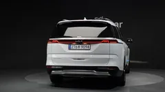2023 Kia Carnival Gasoline 7-Seater Signature — фото 4