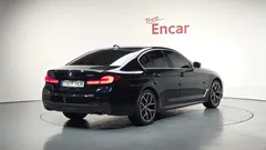 2023 BMW 5-Series 530i M Sport Package — фото 2