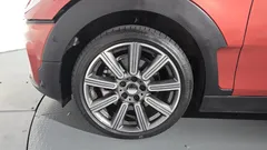 2023 Mini Clubman Multitione Edition, оранжевый — фото 5
