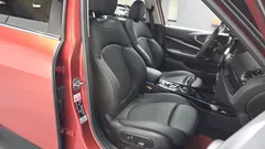 2023 Mini Clubman Multitione Edition, оранжевый — фото 10
