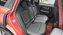 2023 Mini Clubman Multitione Edition, оранжевый — фото 16