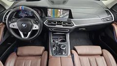 2022 BMW X7 xDrive 40d Design Pure Excellence 7-Seater, чёрный — фото 7