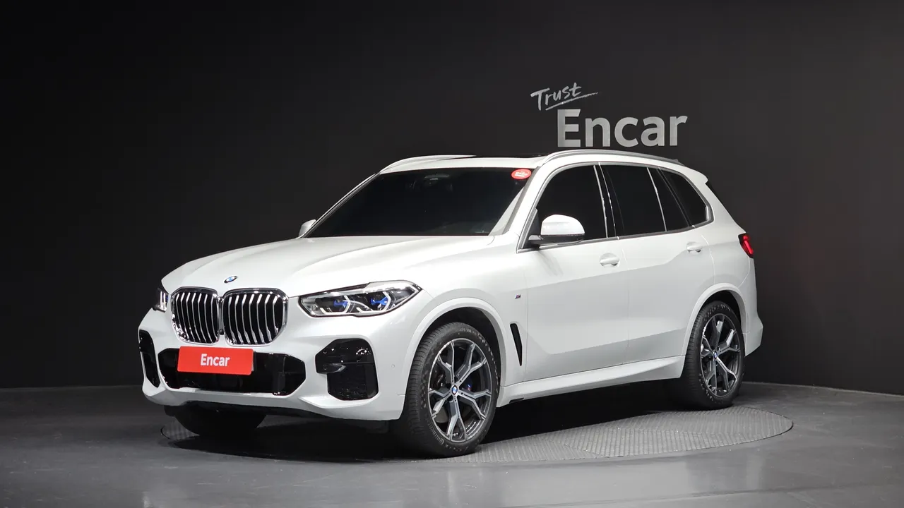 2023 BMW X5 xDrive 40i M Sport