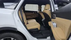 2023 Kia Sorento HEV 1.6 4WD — фото 12