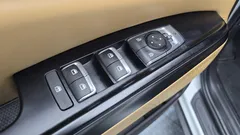 2022 Kia Canival Diesel 9-Seater Prestige, белый — фото 14