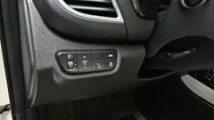 2023 Kia Seltos Gasoline 1.6 Turbo 4WD, белый — фото 19