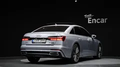 2023 Audi A6 45 TFSI Quattro Premium — фото 2