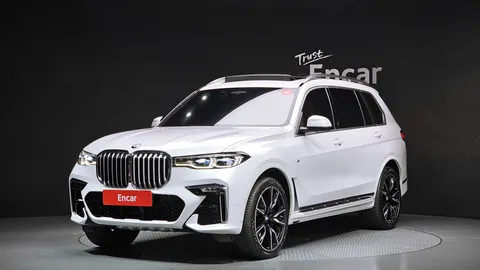 2022 BMW X7 xDrive 40i M Sport 6STR