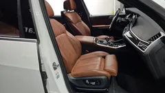 2022 BMW X7 xDrive 40i M Sport 6STR, белый — фото 10