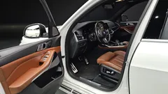 2022 BMW X7 xDrive 40i M Sport 6STR, белый — фото 15