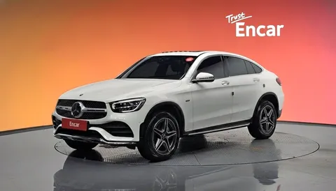 2021 Mercedes-Benz GLC-Class GLC300e 4MATIC Coupe