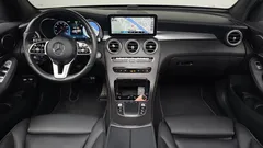 2021 Mercedes-Benz GLC-Class GLC300e 4MATIC Coupe, белый — фото 7