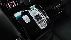 2024 Hyundai Staria 4WD Lounge 7-Seater — фото 9