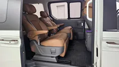 2024 Hyundai Staria 4WD Lounge 7-Seater — фото 12
