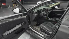 2024 Kia K5 1.6 Turbo, серый — фото 11