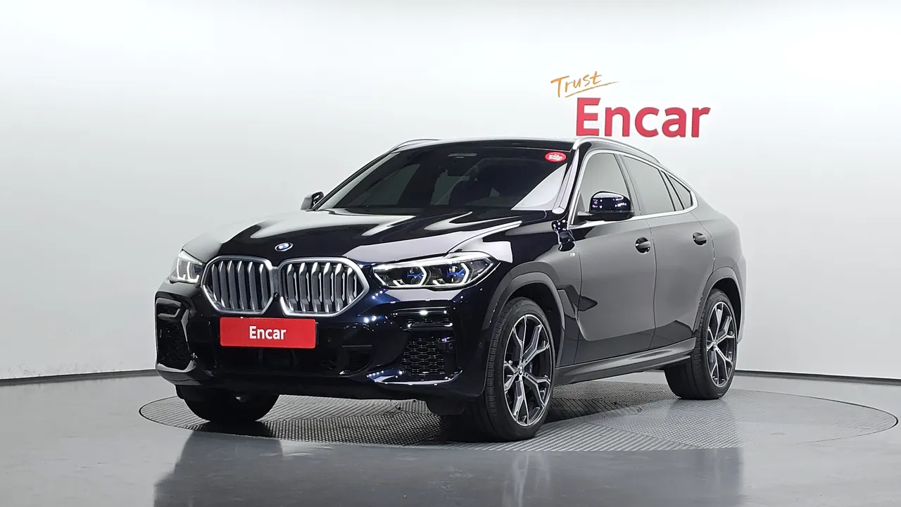 2022 BMW X6 xDrive40i M Sport