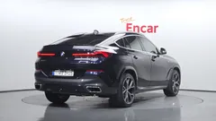 2022 BMW X6 xDrive40i M Sport — фото 2