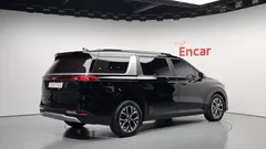 2023 Kia Carnival Diesel 9-Seater Prestige — фото 2