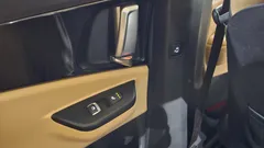 2023 Kia Carnival Diesel 9-Seater Prestige — фото 19