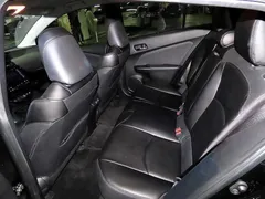 2022 Toyota Prius 1.8, чёрный — фото 14
