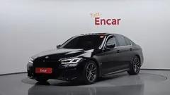 2022 BMW 5-Series 520i M Sport — фото 1